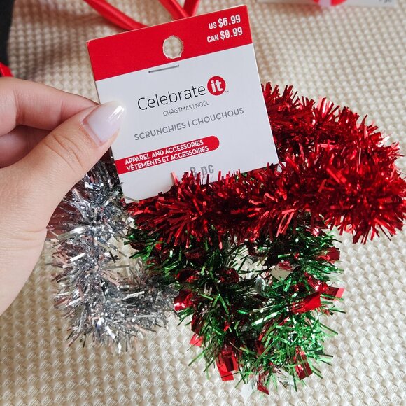 Ashland Christmas 4 Piece Set - Two Headbands, Scrunchies and lollypop necklace - Picture 2 of 14